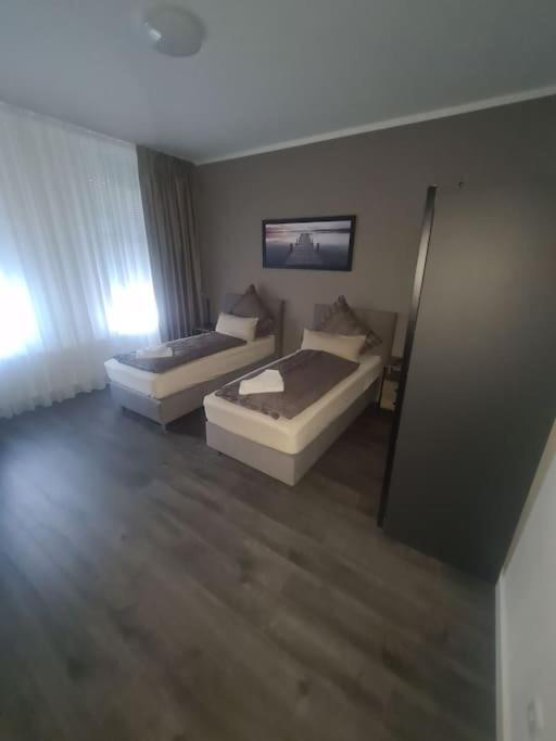 Apartament Suite 3 Bernburg Exterior photo